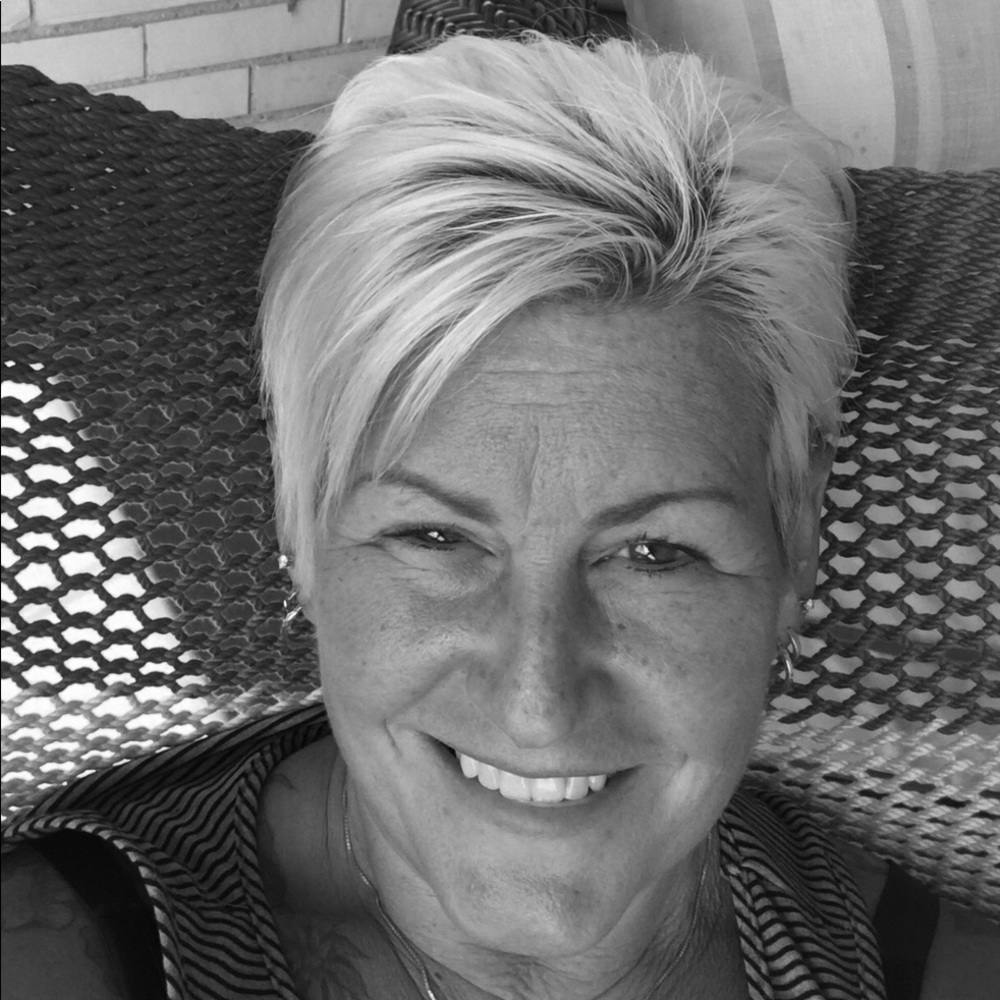 Meet your Posher, Connie